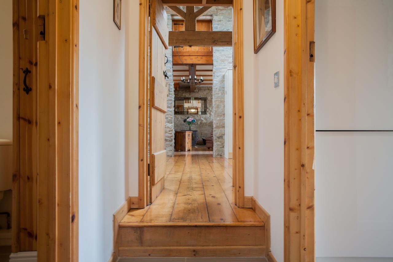 Beudy Bach Bed & Breakfast Cross Hands Zewnętrze zdjęcie